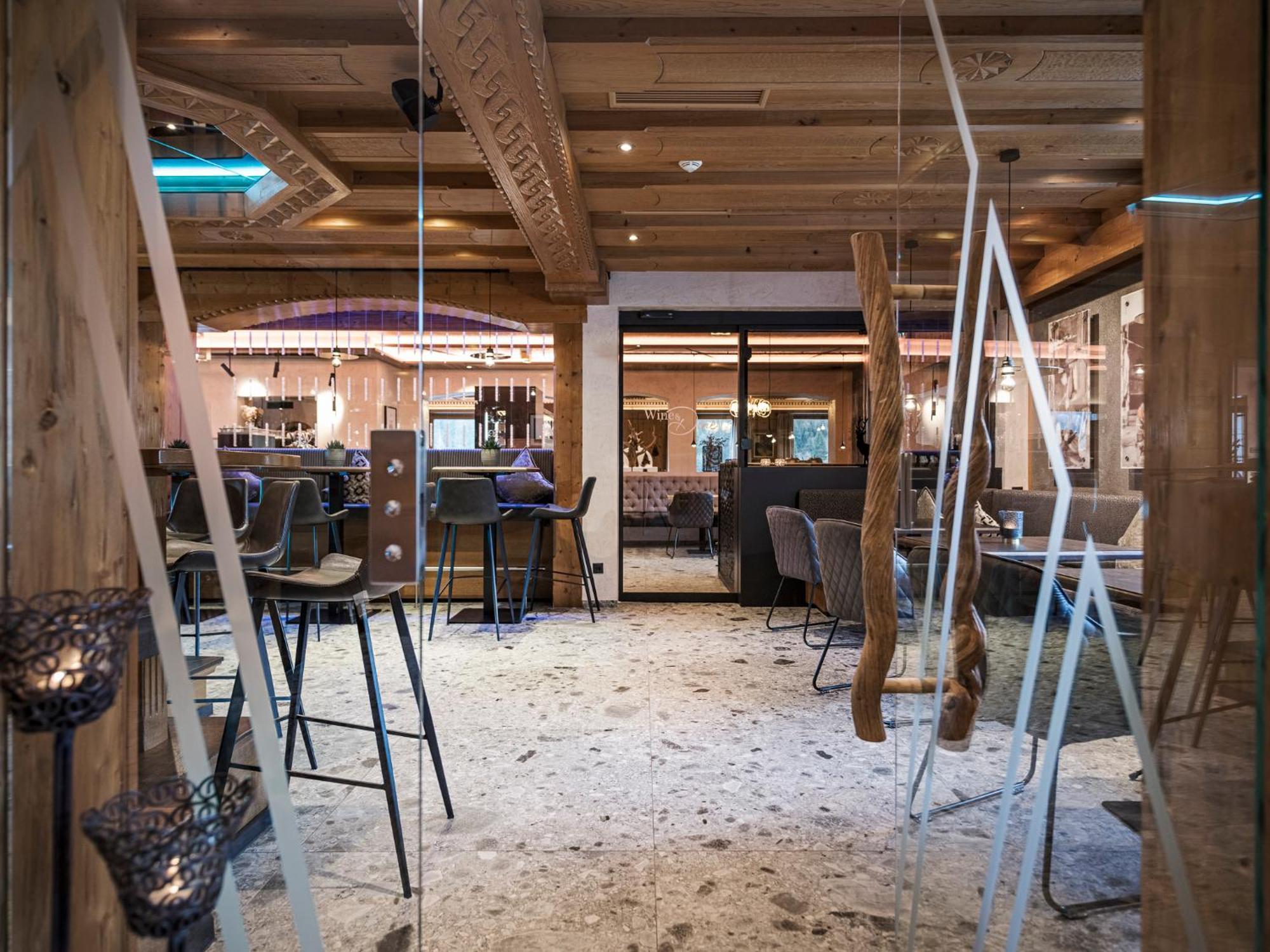 Hotel Bergkristall Zillertal - Adults Only 14 Years Plus ฮิพพาค ภายนอก รูปภาพ