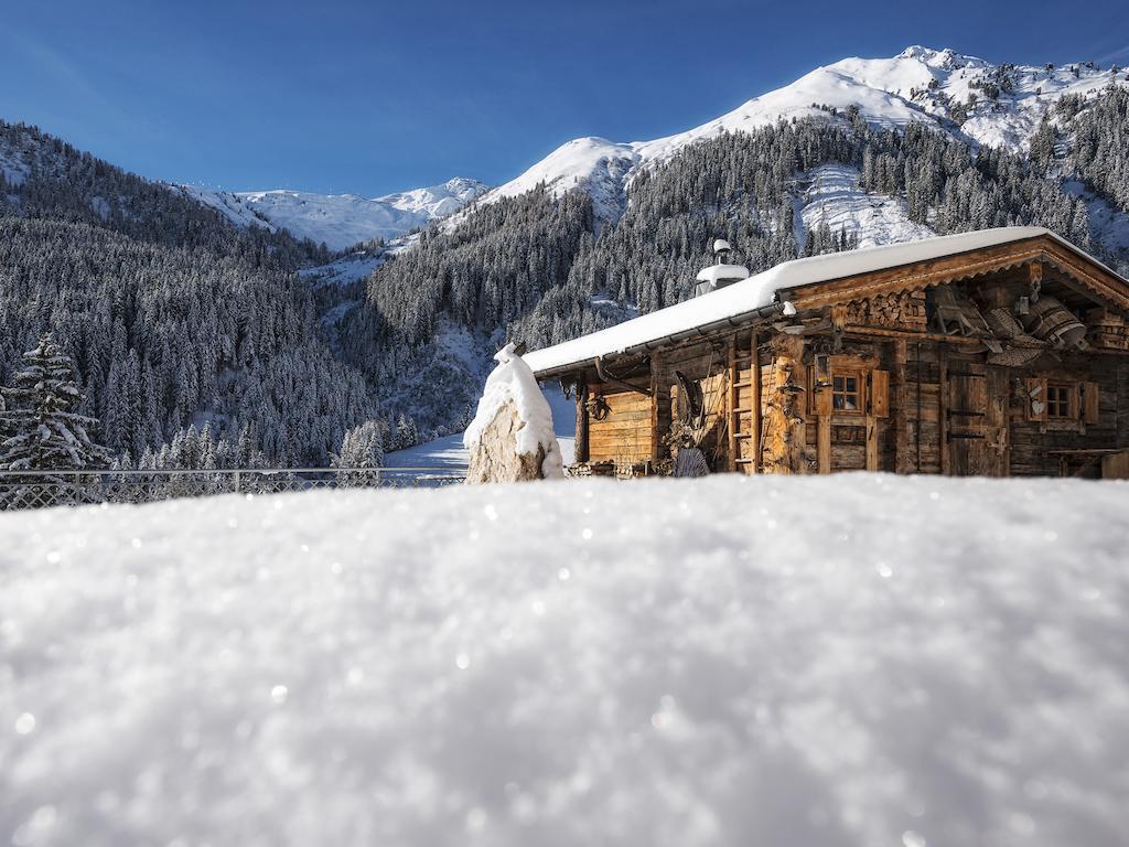 Hotel Bergkristall Zillertal - Adults Only 14 Years Plus ฮิพพาค ภายนอก รูปภาพ